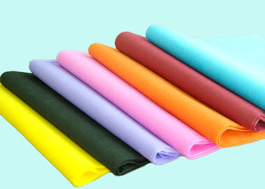 Colorful PP Spunbond Non woven Disposable Bed Sheet 40 GSM Environmental friendly